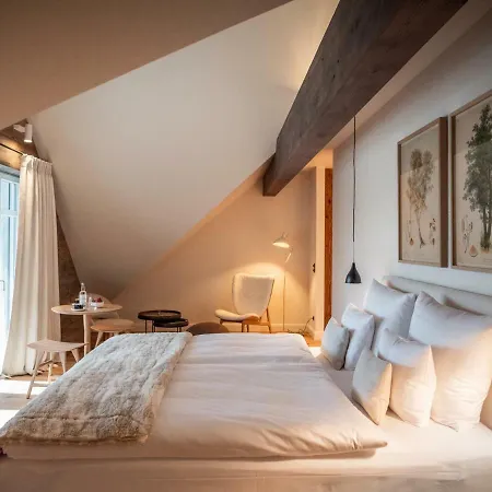 Alpenloge Design Hotel *