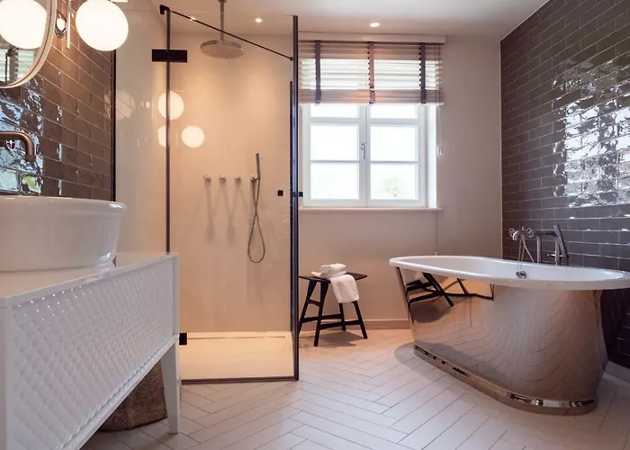 Otel Alpenloge Design *
